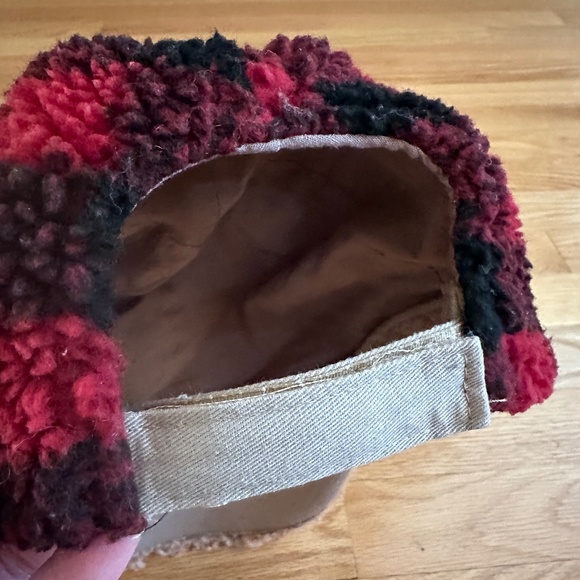 Holiday Time Reindeer Doe Sherpa Hat Christmas Cap - Picture 6 of 16